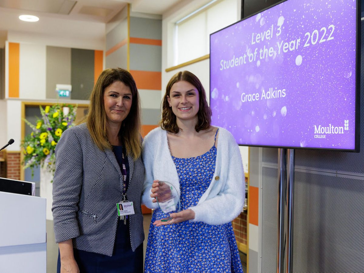 Level 3 Student of the Year Award winner Grace receiving her award from Principal & CEO, Corrie Harris