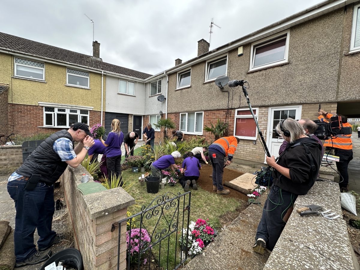 Students and other volunteers helping to transform a garden as part of the ITV This Morning programme